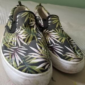 Rue 21 Slip on shoes